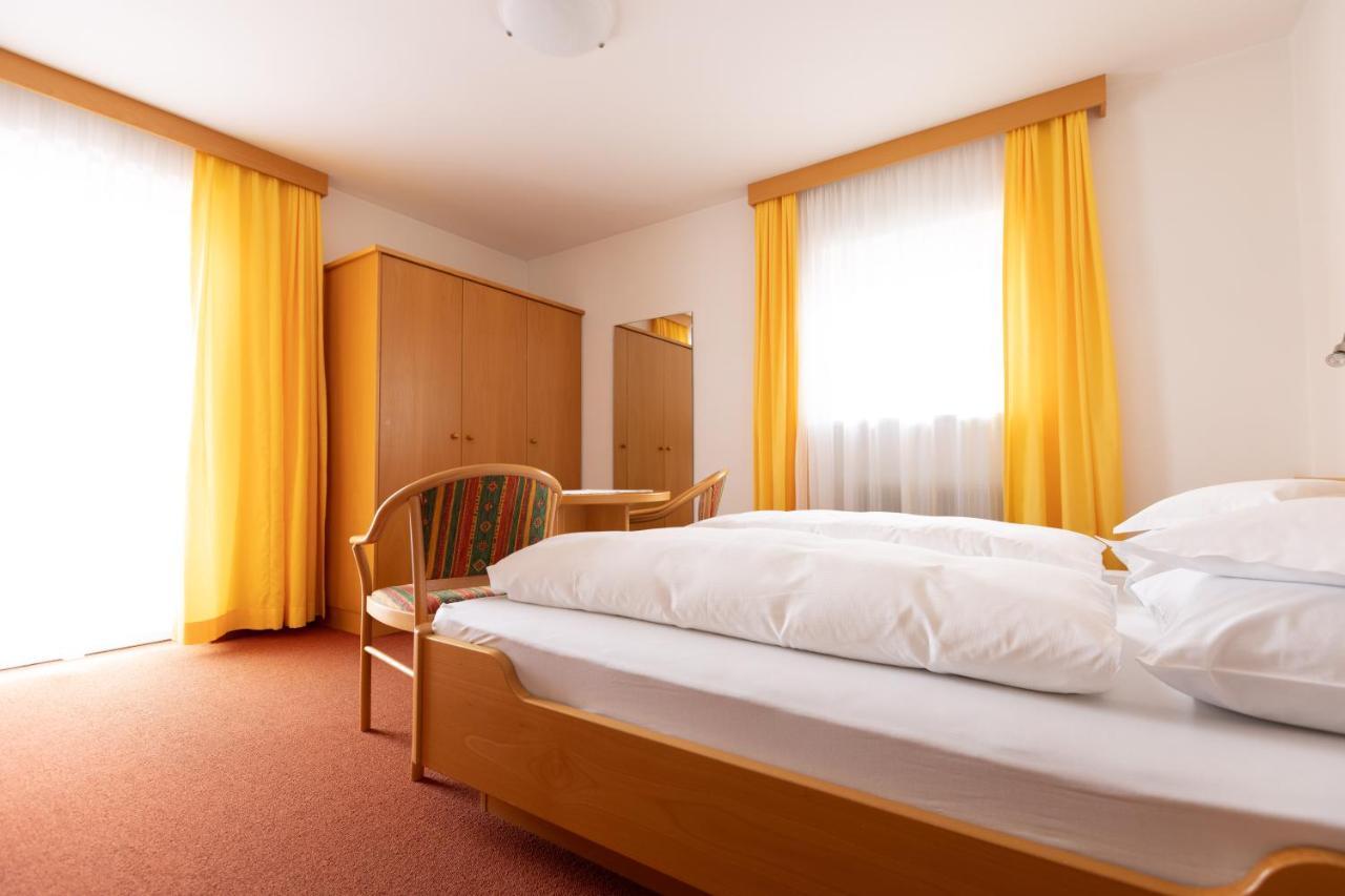 Garni Juval Hotel Tirolo Kültér fotó