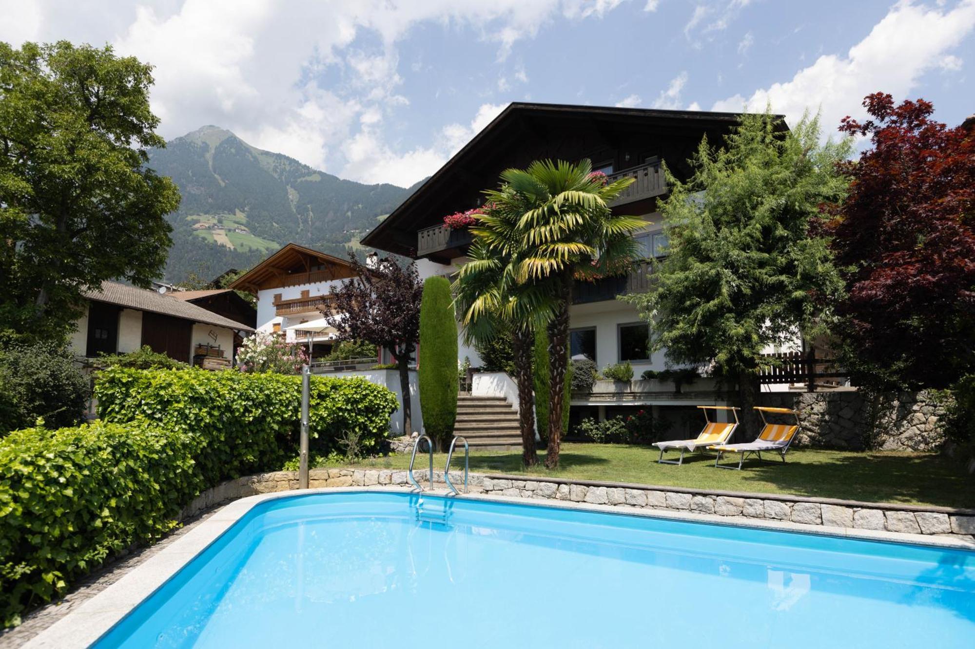 Garni Juval Hotel Tirolo Kültér fotó